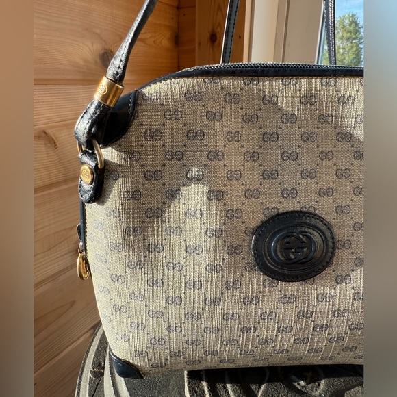 Gucci VINTAGE Micro GG Navy Canvas Crossbody - Picture 3 of 10